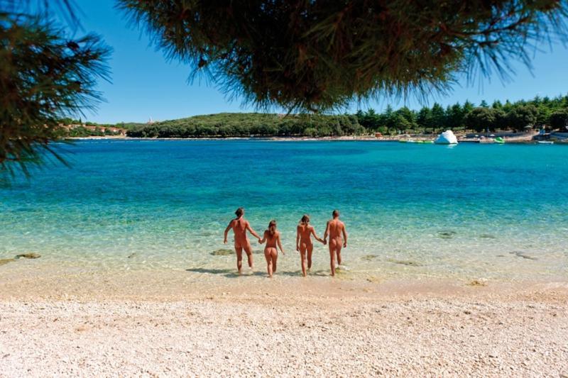 Easyatent Fkk Safari Tent Solaris Naturist - Clothes Free Porec Exterior photo